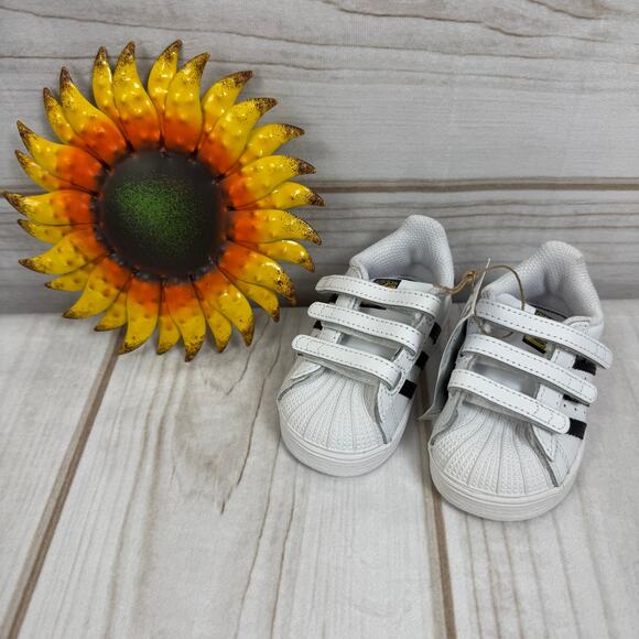 adidas superstars toddler shoes 4C‎ - Picture 1 of 5